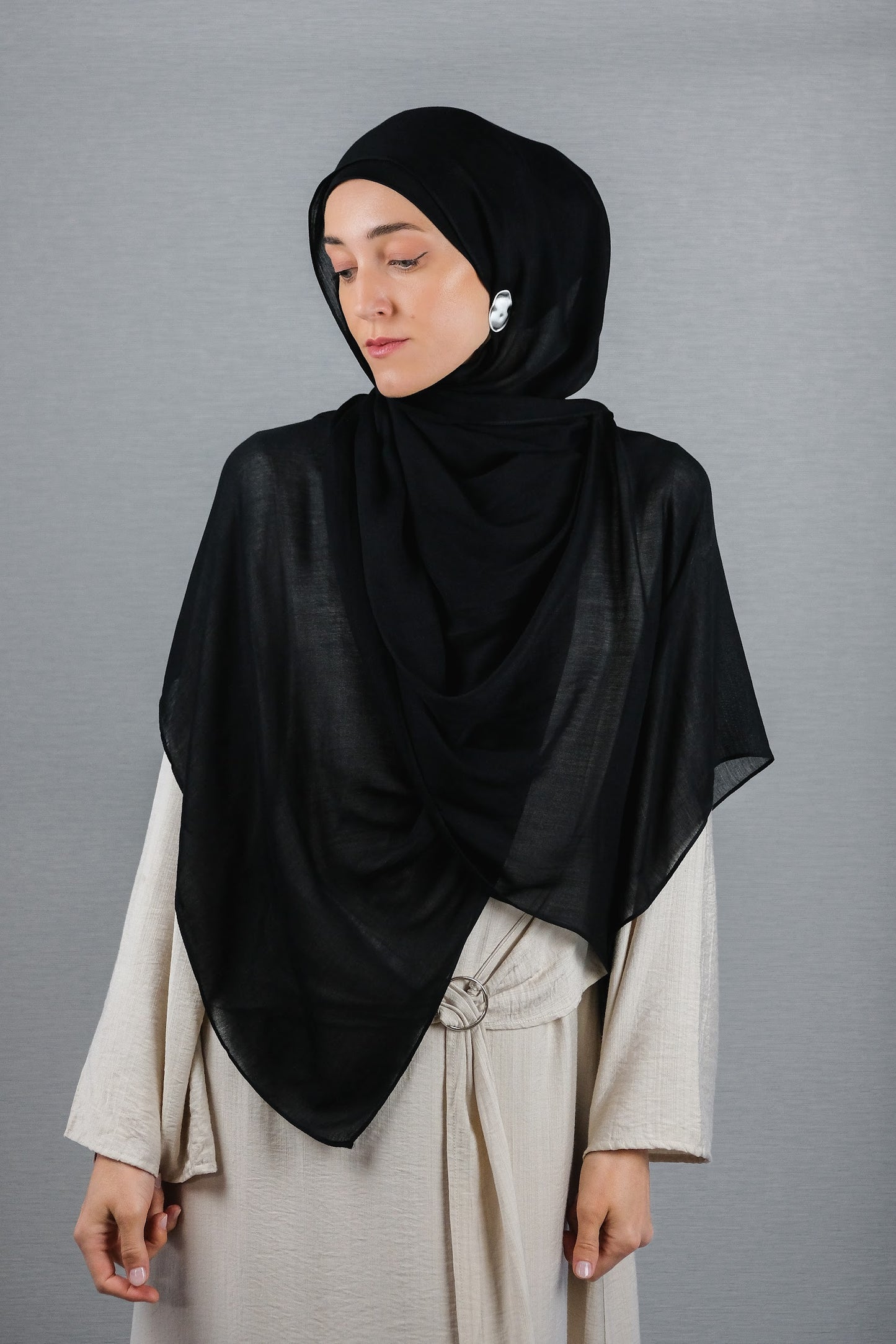 Black Modal Hijab Set | Single-Stitch